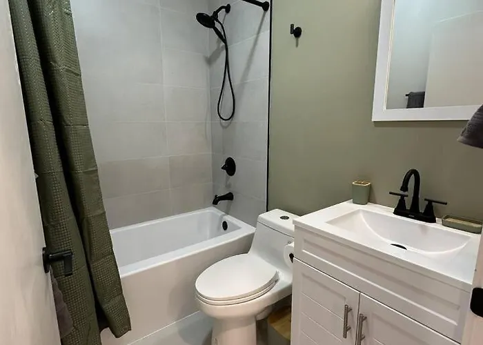 New Luxury 3br - Steps To Downtown And Metra Brookfield